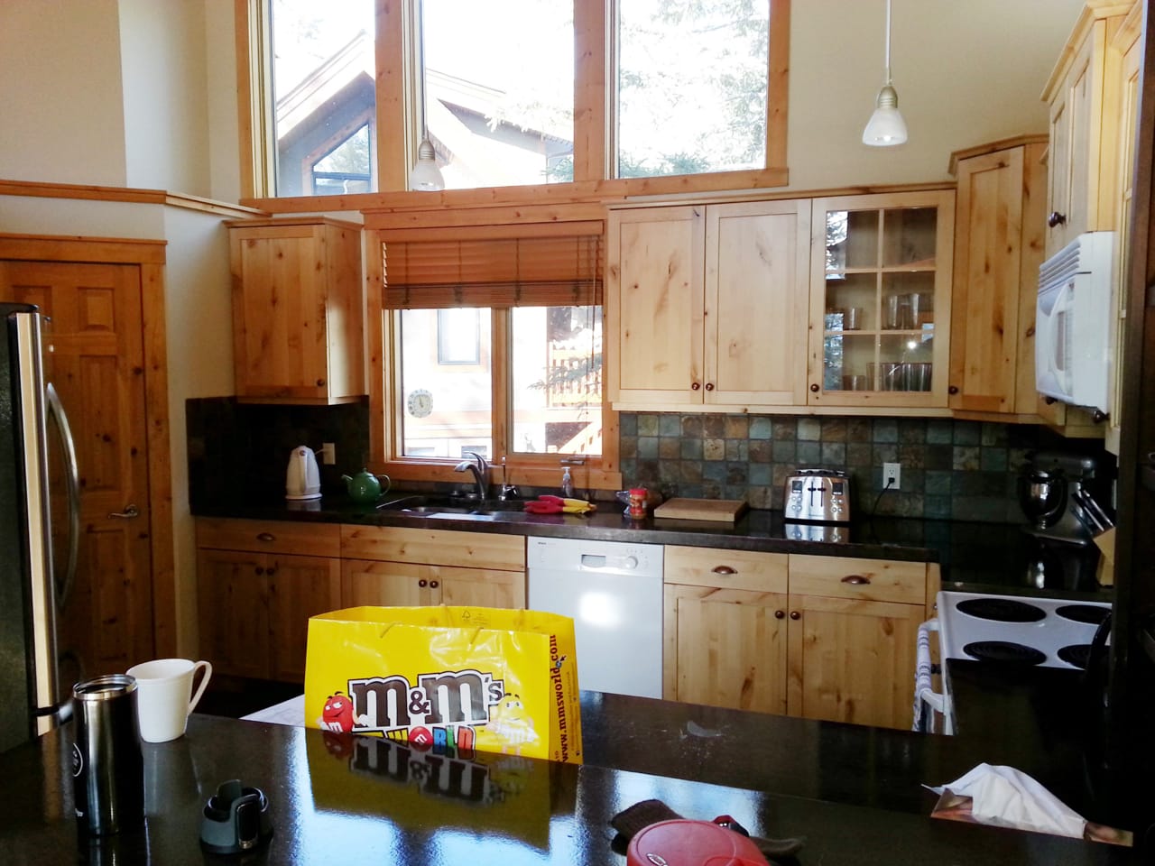 Lacking countertop space and storage, this home in Canmore required updating.
